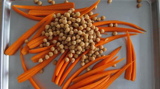 Roasted carrots and chickpeas-04