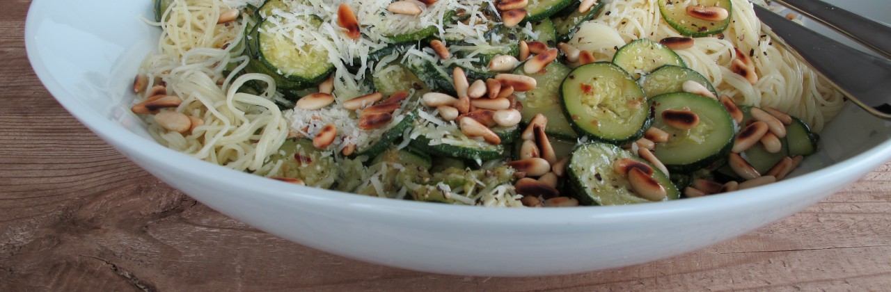 Pasta with Zucchini and Pine Nuts