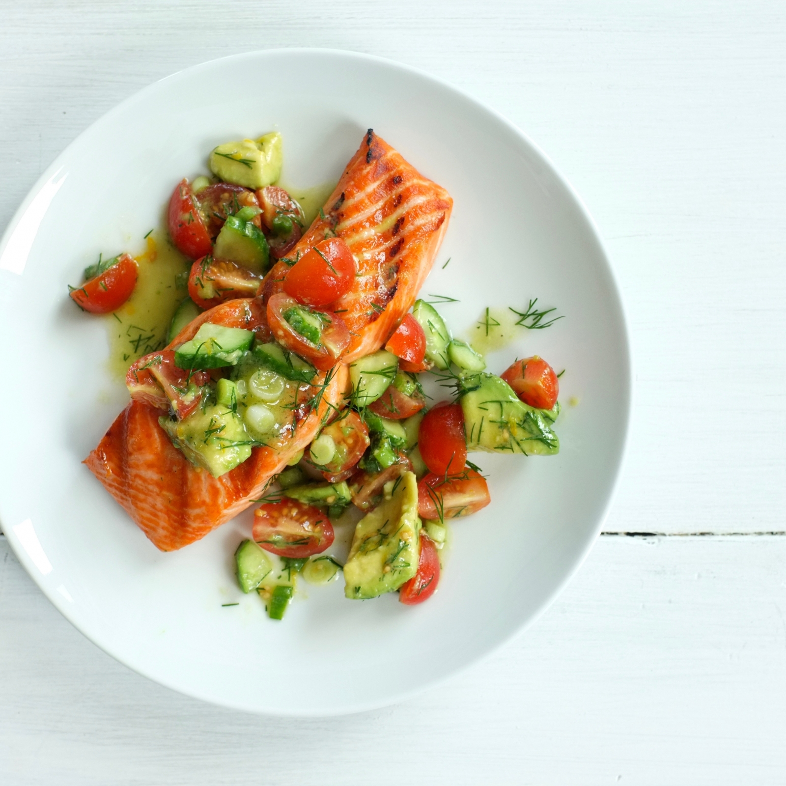 Grilled Salmon with Tomato-Avocado Salad