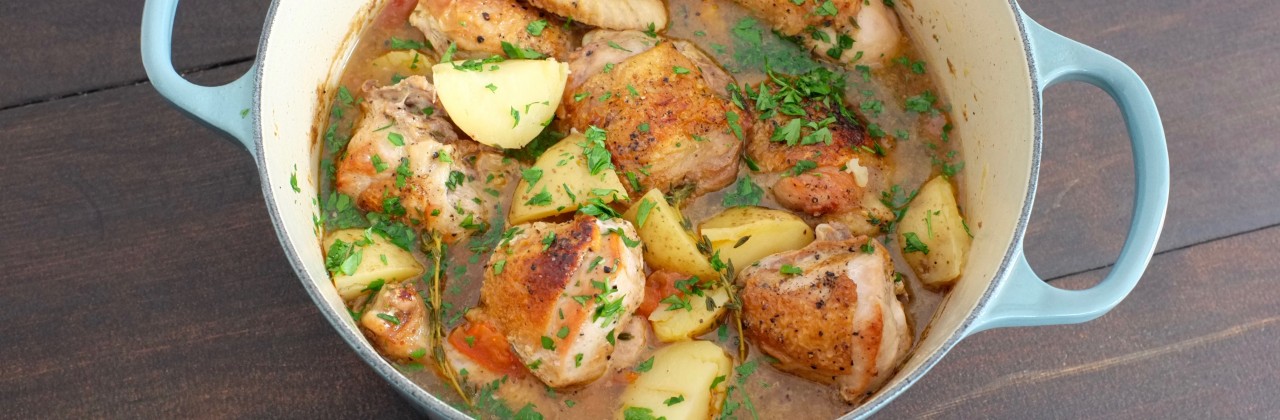 One Pot Chicken with Wine and Potatoes